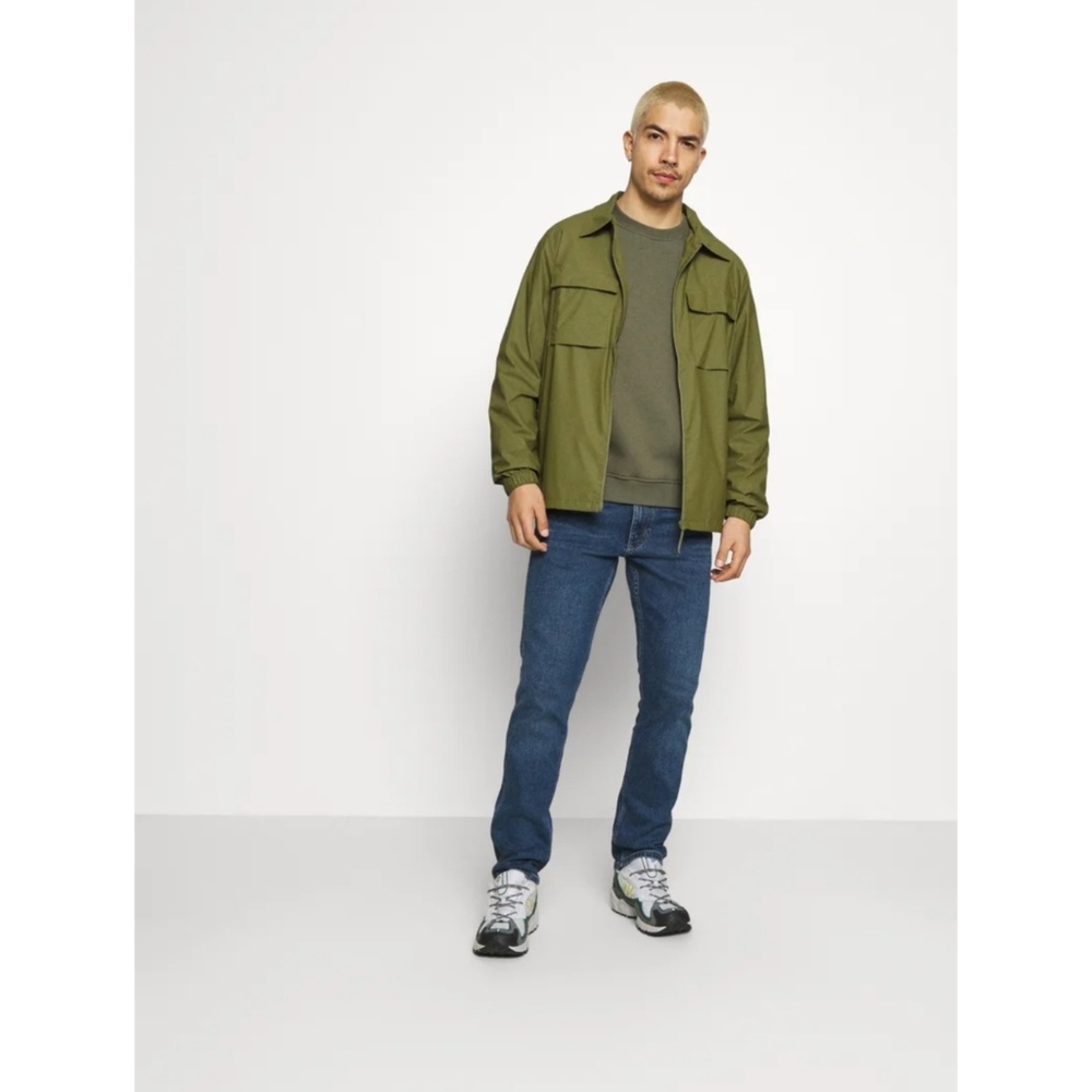 NWT Rains Ultralight Zip Shirt in Green Size S/M